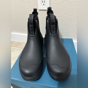 Sperry Men's Float Rain Boots in Black Color (Size 9).